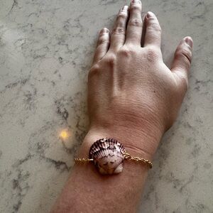 Gold Chain Bracelet with Pink Shell Accent